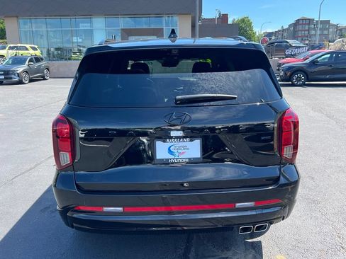 Certified 2025 Hyundai Palisade Calligraphy AWD/4WD image 8