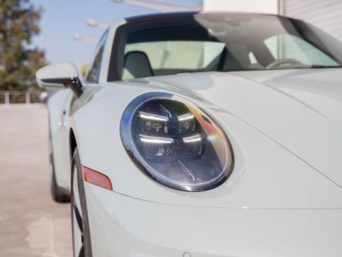 Certified 2025 Porsche 911 Carrera S image 28