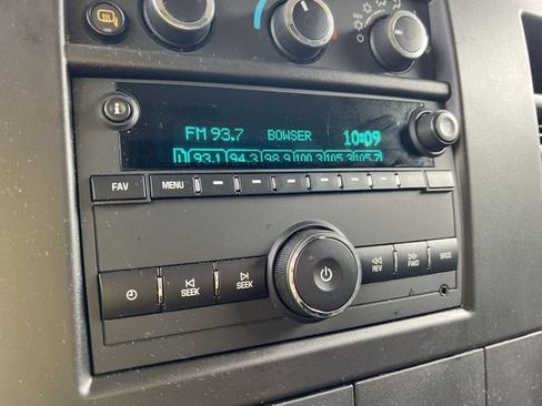 Used 2021 GMC Savana 2500 w/ Driver Convenience Package RWD image 11