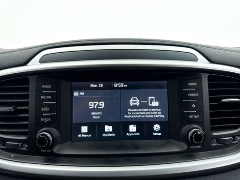 Used 2019 Kia Sorento LX image 22