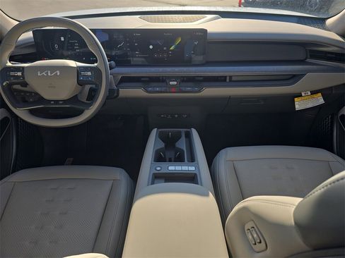 New 2026 Kia EV9 Wind image 15