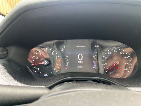 Used 2022 Jeep Compass Latitude w/ Convenience Group FWD image 17