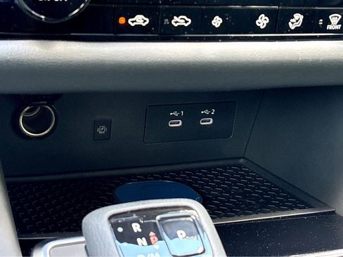 New 2026 Nissan Pathfinder Platinum w/ Accent Package FWD image 35