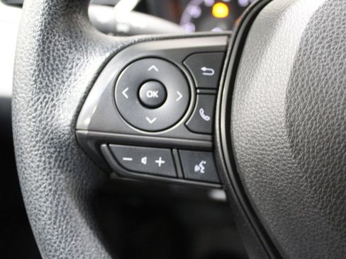 Used 2023 Toyota Corolla LE image 27