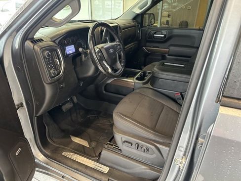 Used 2019 Chevrolet Silverado 1500 RST image 7