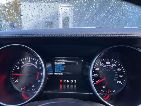 Used 2019 Ford Mustang Premium image 13