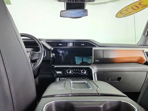 Used 2022 GMC Sierra 1500 Denali AWD/4WD image 24