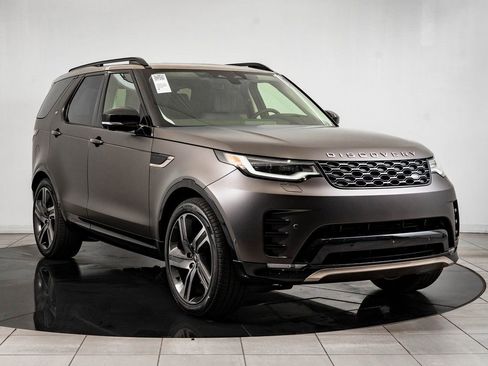 New 2026 Land Rover Discovery Limited Edition image 5