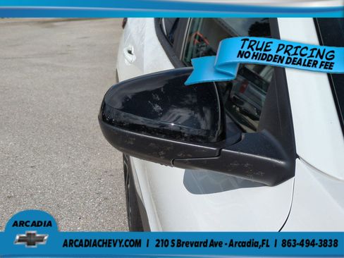 Certified 2024 Chevrolet Trax RS w/ Sunroof Package FWD image 12