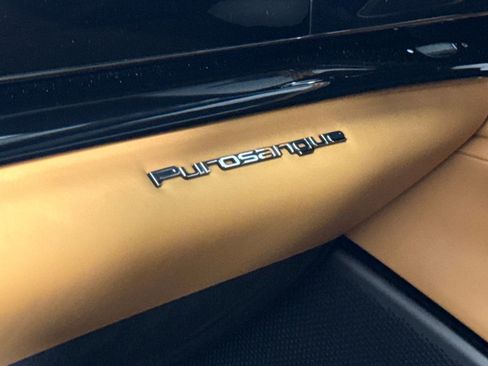Used 2024 Ferrari Purosangue image 37