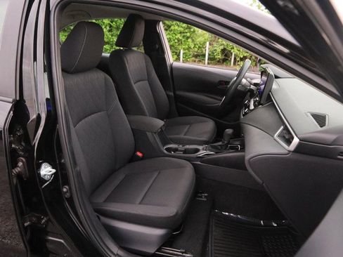 Certified 2025 Toyota Corolla LE FWD image 22