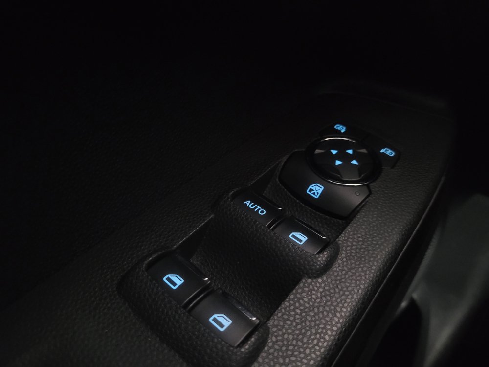 Used 2020 Ford EcoSport SE FWD image 27