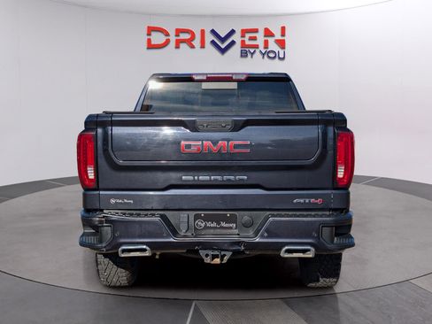 Used 2023 GMC Sierra 1500 AT4 w/ AT4 Premium Package AWD/4WD image 4