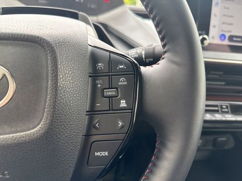 Used 2024 Toyota Prius Prime FWD image 16