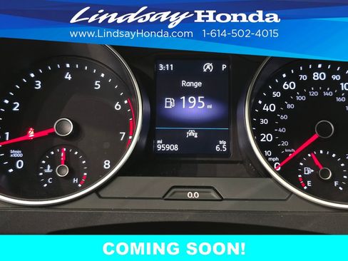 Used 2020 Volkswagen Tiguan S image 14