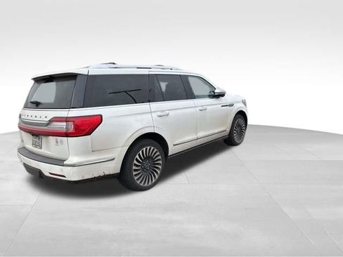 Used 2020 Lincoln Navigator Black Label w/ Cargo Convenience Package image 2