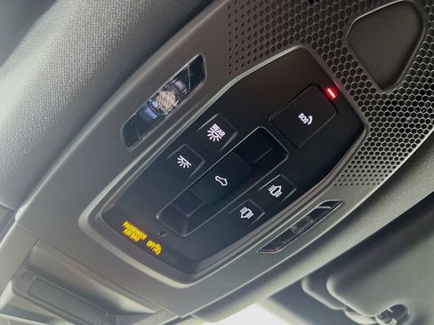 New 2026 Porsche Cayenne E-Hybrid AWD/4WD image 14