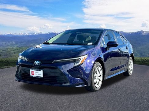 Used 2024 Toyota Corolla LE image 1