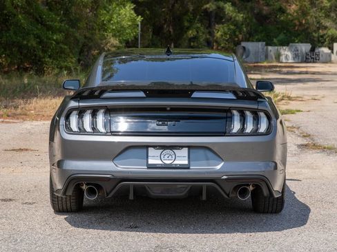 Used 2022 Ford Mustang GT Premium w/ Black Accent Package RWD image 7