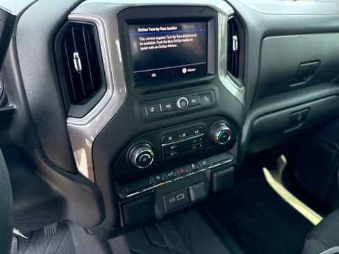 Used 2021 Chevrolet Silverado 1500 Custom AWD/4WD image 19