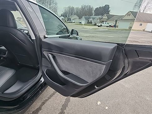 Used 2020 Tesla Model 3 Long Range image 10