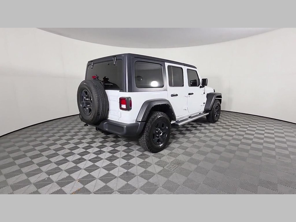 Used 2022 Jeep Wrangler Unlimited Sport AWD/4WD image 38