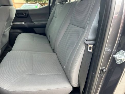 Used 2021 Toyota Tacoma SR5 RWD image 11
