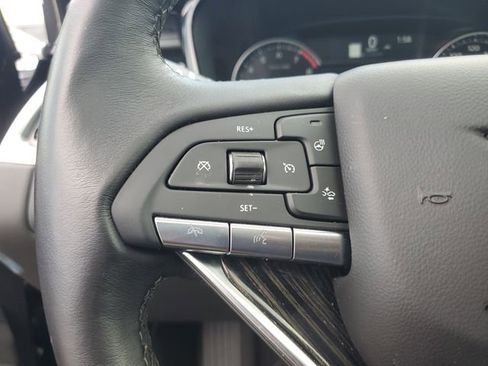 Used 2025 Cadillac XT6 Premium Luxury image 26