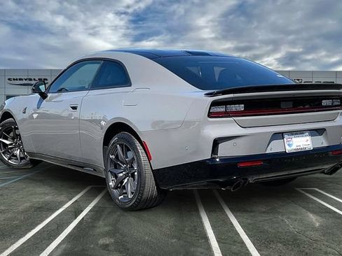 New 2026 Dodge Charger Scat Pack w/ Blacktop Package AWD/4WD image 2