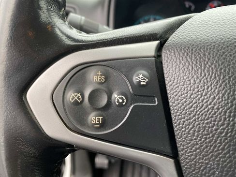 Used 2022 Chevrolet Colorado LT w/ Fleet Safety Package image 17