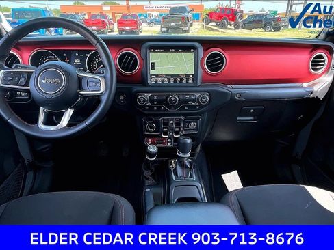 Used 2020 Jeep Gladiator Rubicon AWD/4WD image 16