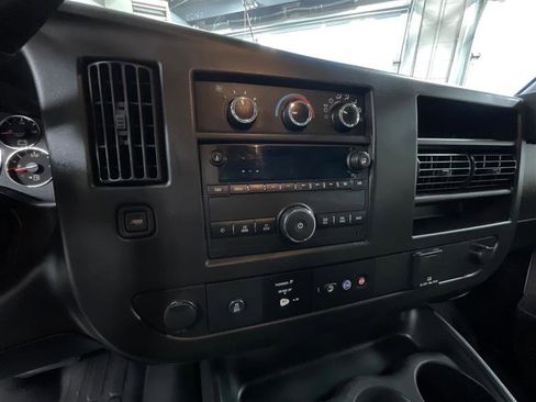 Used 2021 Chevrolet Express 2500 w/ Driver Convenience Package image 15