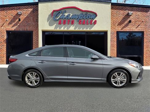 Used 2018 Hyundai Sonata Limited w/ Limited Ultimate Package 03 image 2