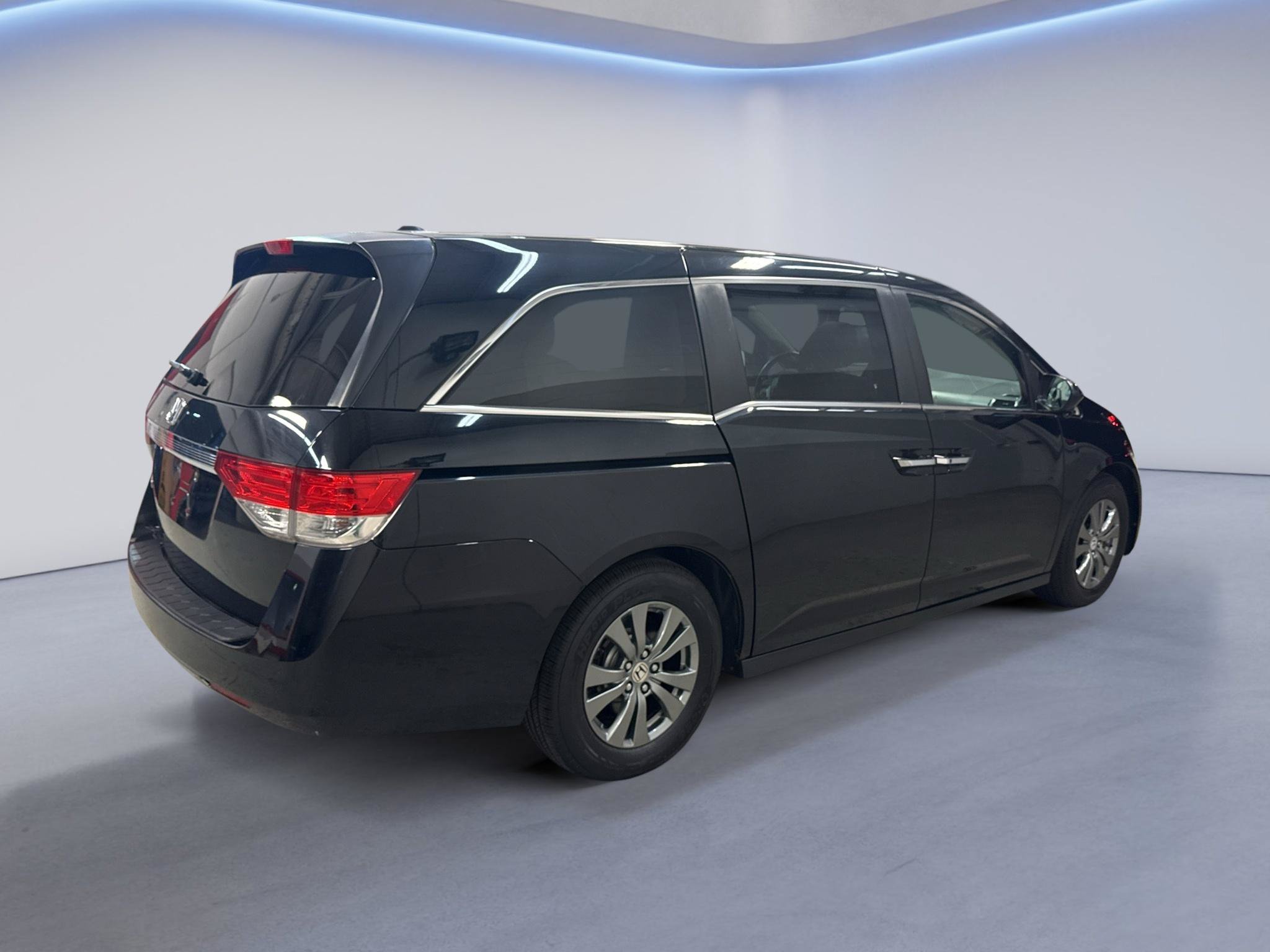 Used 2016 Honda Odyssey EX-L image 8
