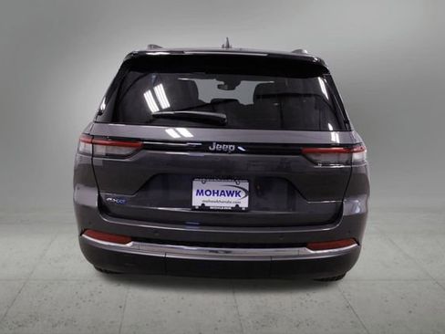 Used 2024 Jeep Grand Cherokee Limited 4xe image 4