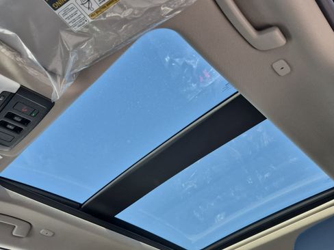 New 2026 Nissan Rogue Platinum w/ Platinum Premium Package image 13