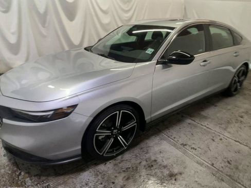 Certified 2024 Honda Accord Sport image 4