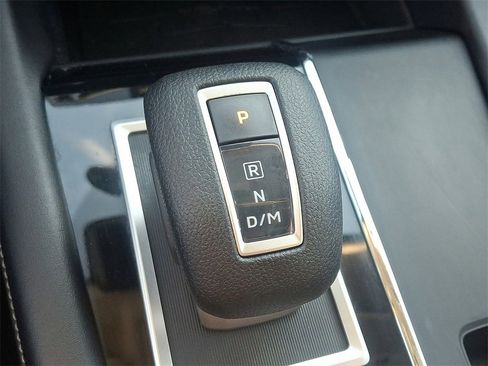 Used 2022 Mitsubishi Outlander ES image 15