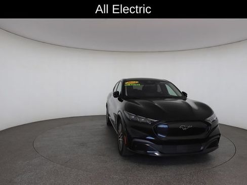 Used 2024 Ford Mustang Mach-E Premium AWD/4WD image 29