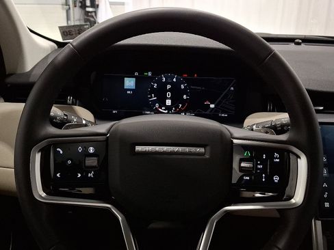Certified 2025 Land Rover Discovery Sport S image 19