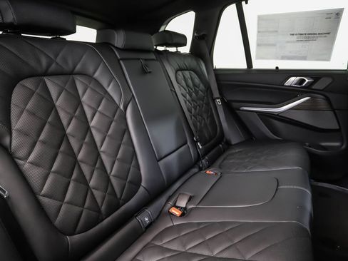 New 2026 BMW X5 xDrive40i w/ Executive Package image 27