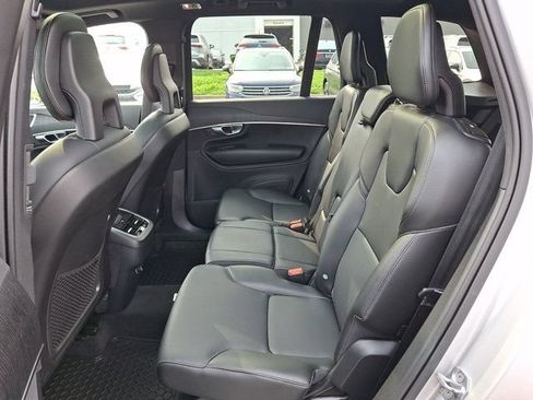 Used 2020 Volvo XC90 T5 Momentum AWD/4WD image 13