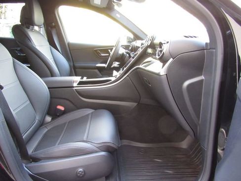 Certified 2026 Mercedes-Benz GLC 300 4MATIC image 18