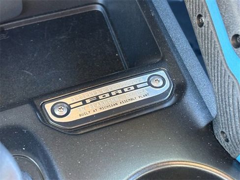 Used 2023 Ford Bronco Wildtrak image 24