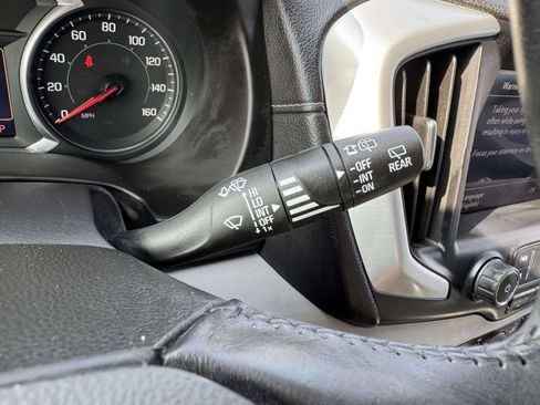 Used 2022 GMC Terrain SLT w/ Infotainment Package II AWD/4WD image 25