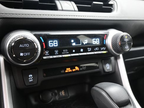 Certified 2025 Toyota RAV4 XLE image 14