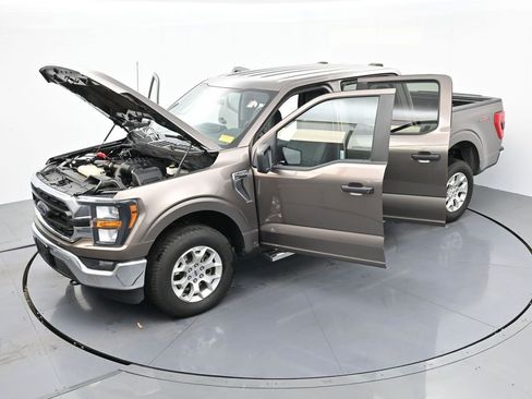 Used 2023 Ford F150 XLT image 41