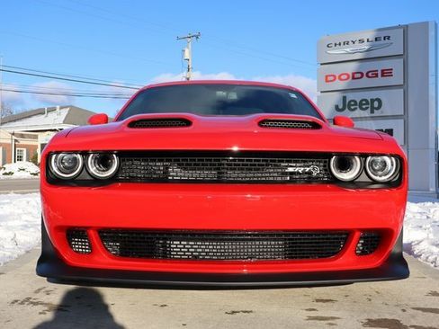 Used 2023 Dodge Challenger SRT Hellcat w/ Plus Package image 5