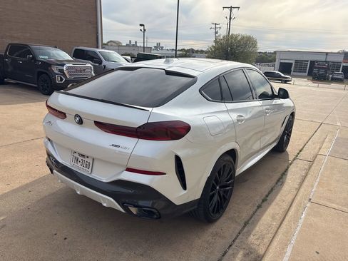 Used 2024 BMW X6 xDrive40i w/ Premium Package image 3