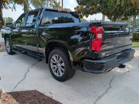 Used 2021 Chevrolet Silverado 1500 RST w/ Z71 Off-Road Package AWD/4WD image 8